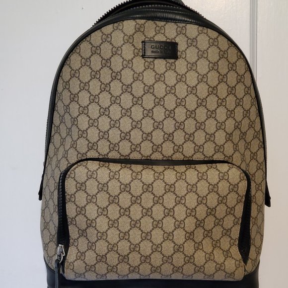 *AUTHENTIC* Gucci Supreme Canvas Large Unisex Backpack - Picture 1 of 8